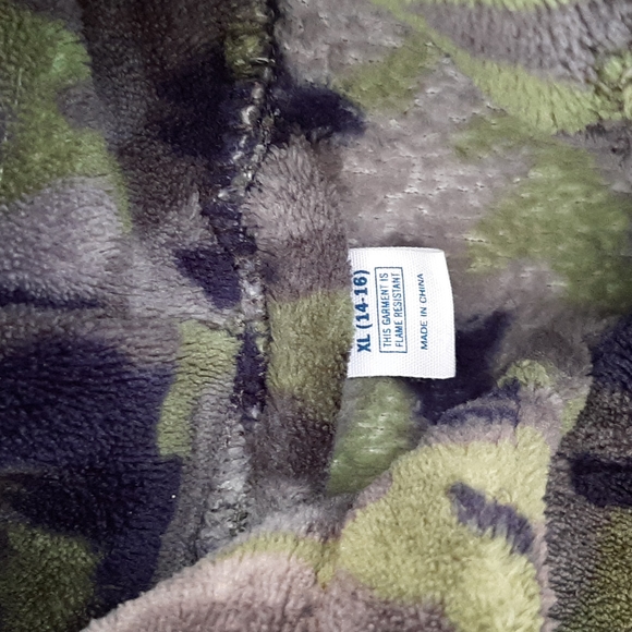 Boys Robe - Picture 4 of 7